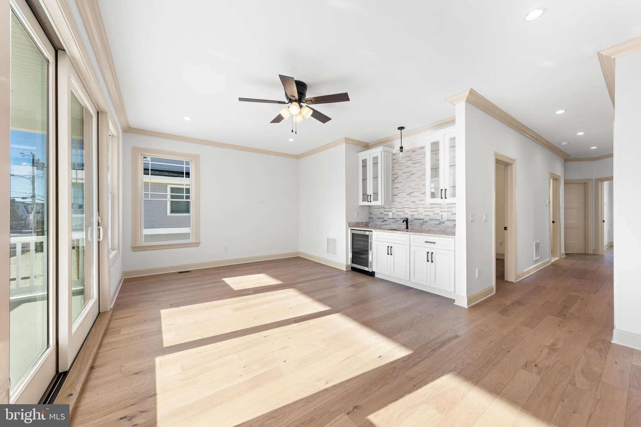 Surf City, New Jersey 08008, United States, 4 Bedrooms Bedrooms, ,5 BathroomsBathrooms,Residential,Active,9987