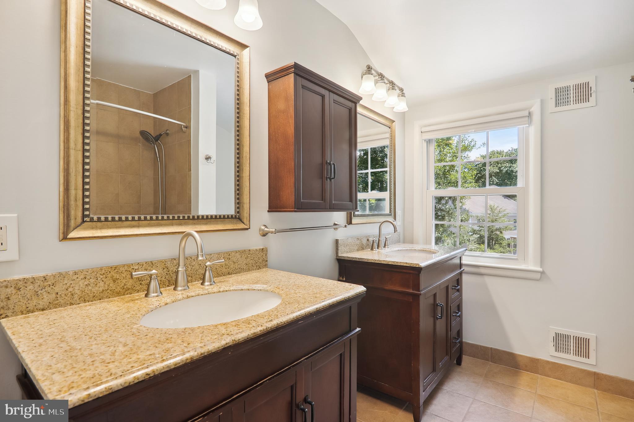 ASHBURTON - Residential Lease