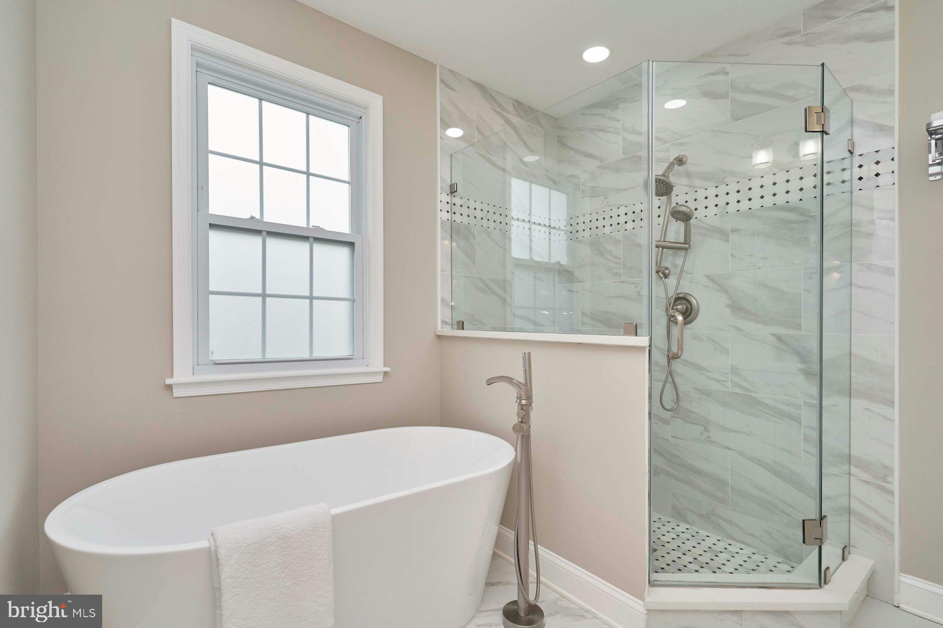 ANNALEE HEIGHTS - Residential