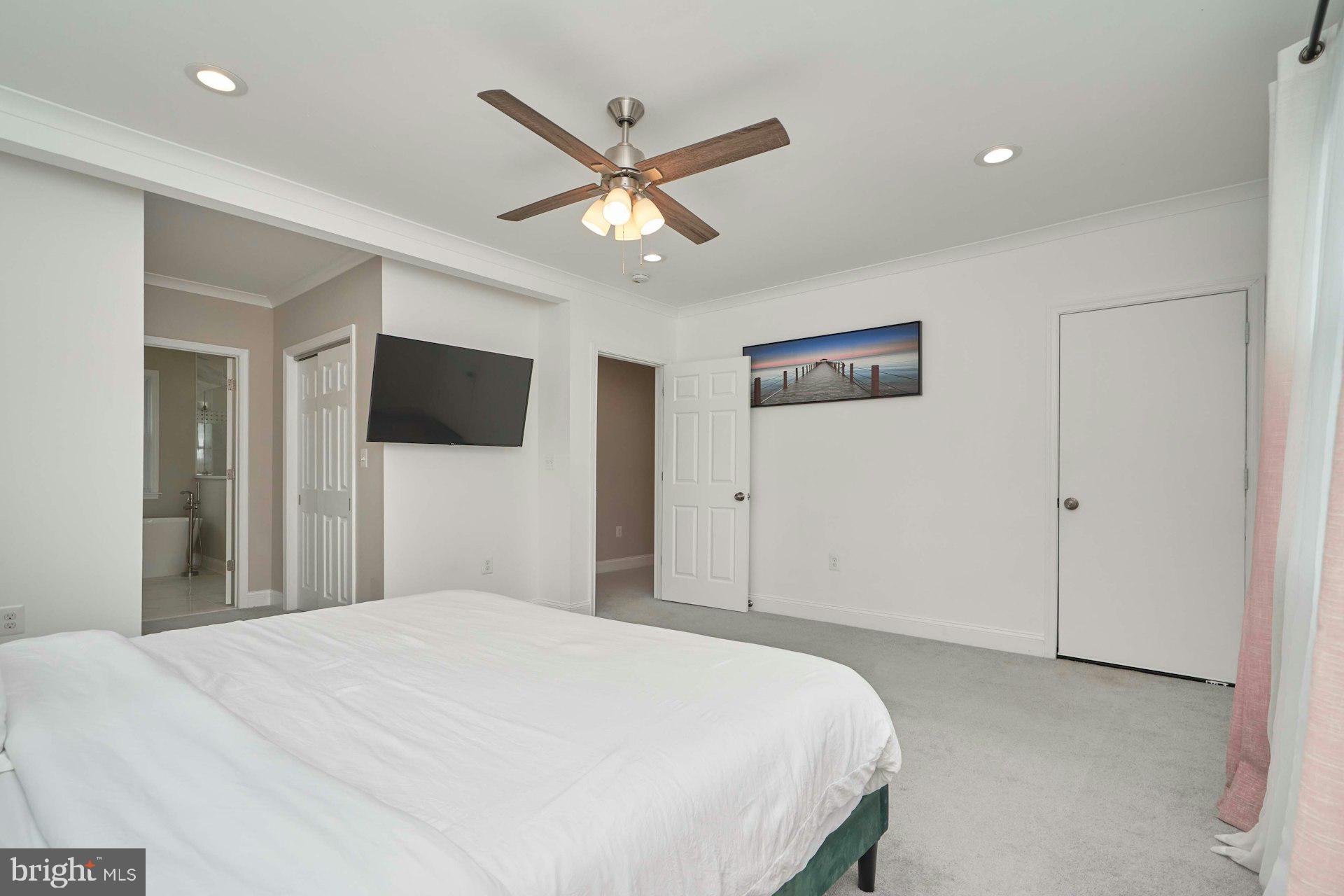 ANNALEE HEIGHTS - Residential