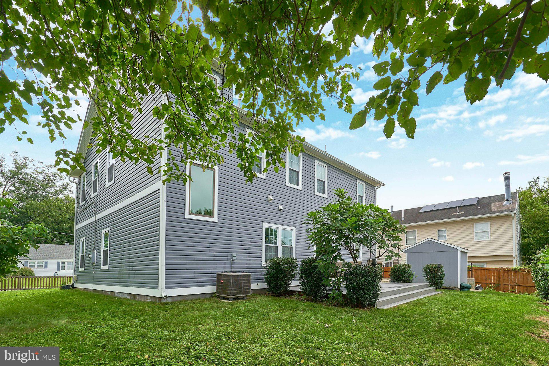 ANNALEE HEIGHTS - Residential