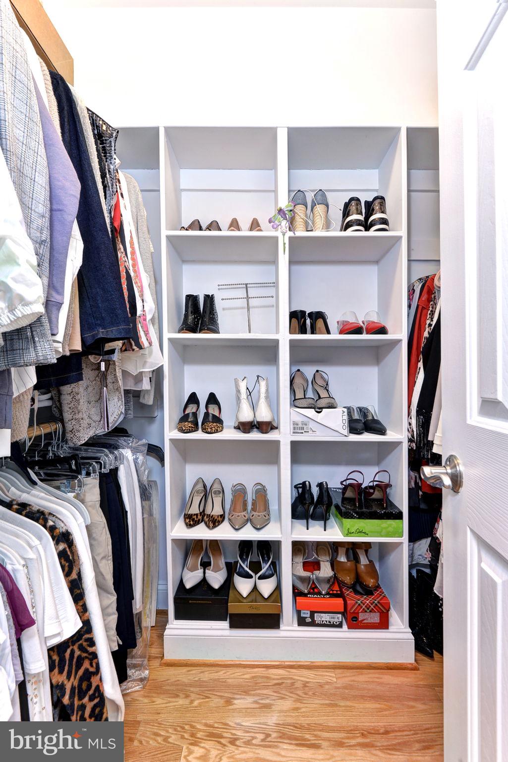 FORD'S COLONY - Residential