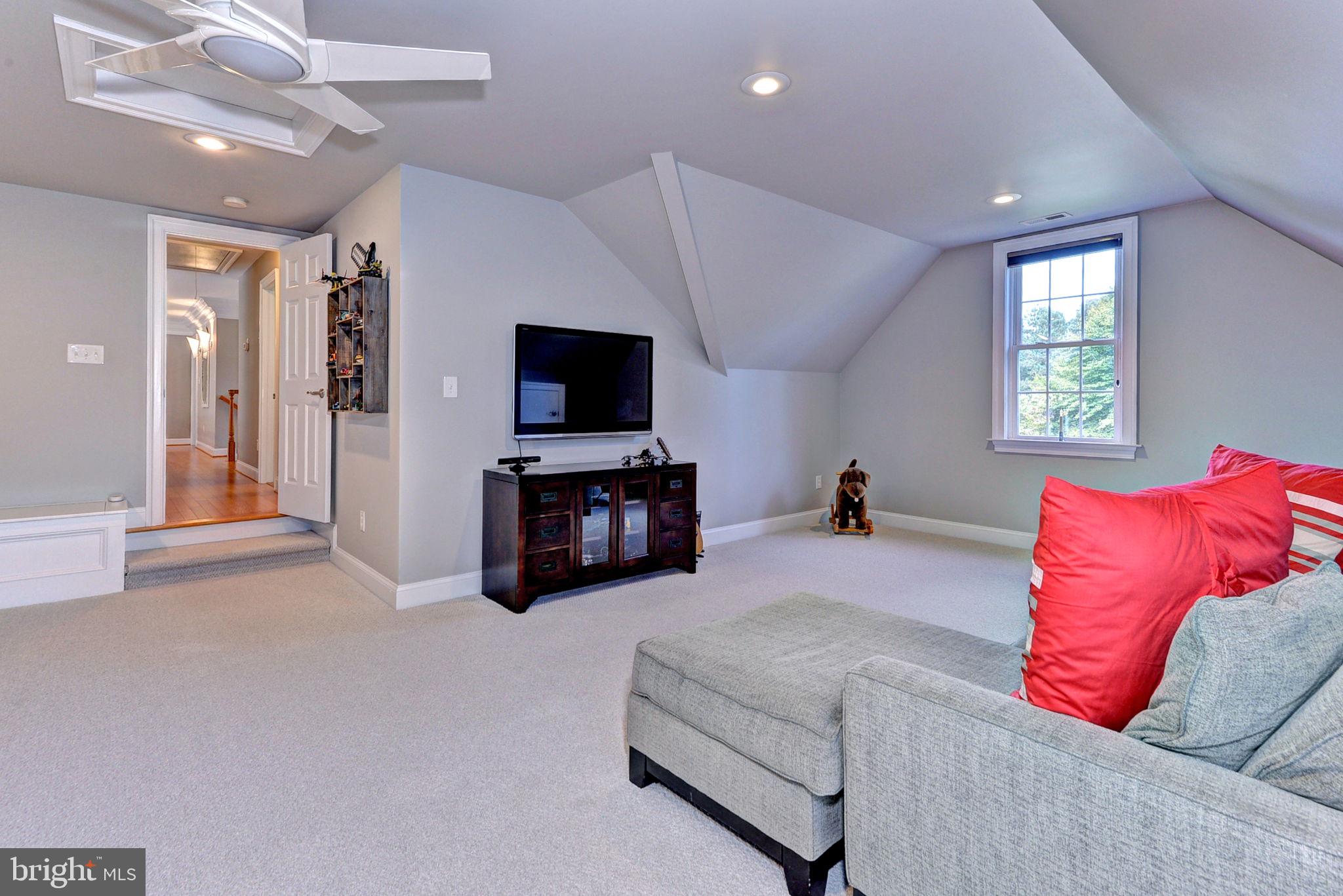 FORD'S COLONY - Residential