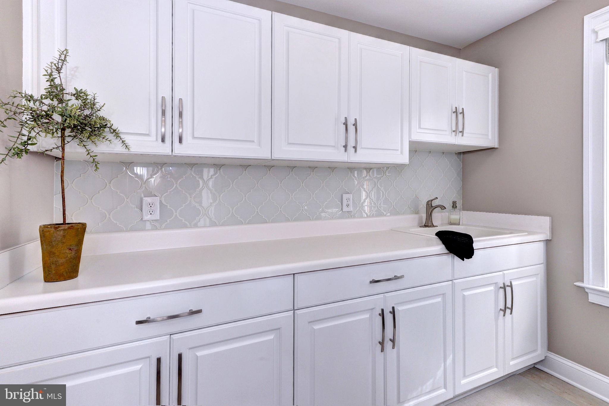 FORD'S COLONY - Residential