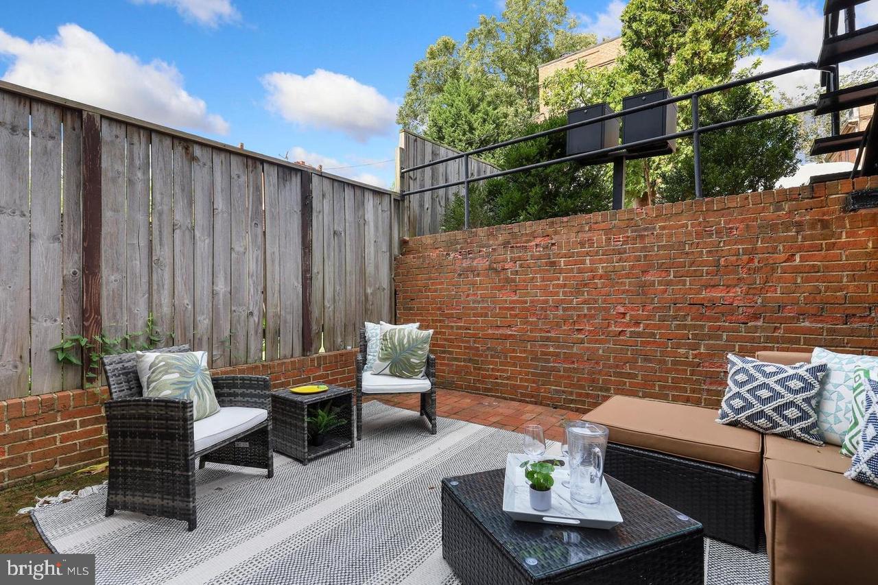 FOGGY BOTTOM - Residential
