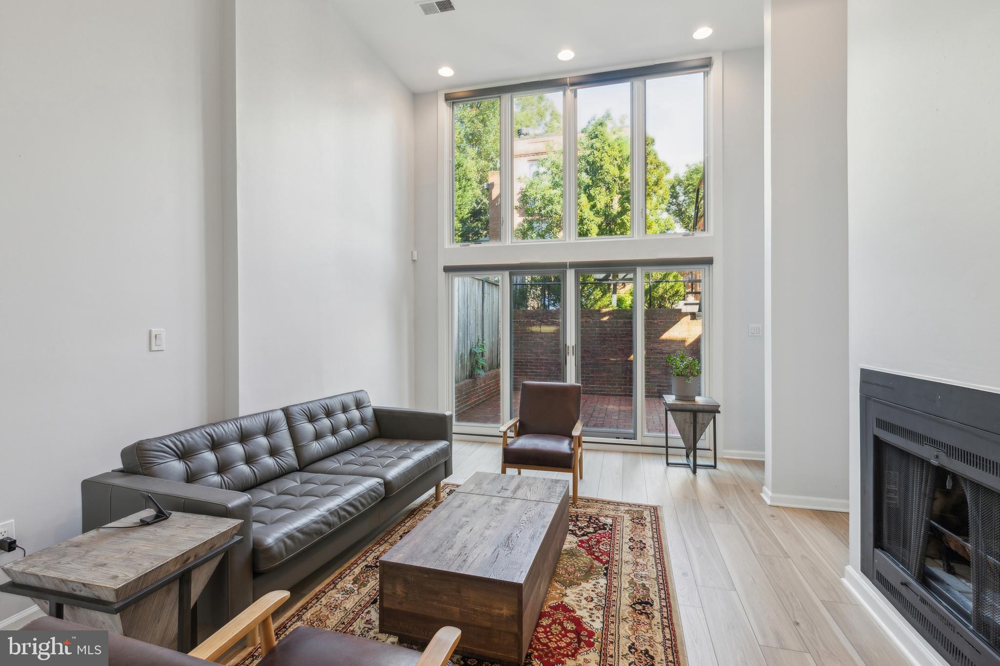 FOGGY BOTTOM - Residential