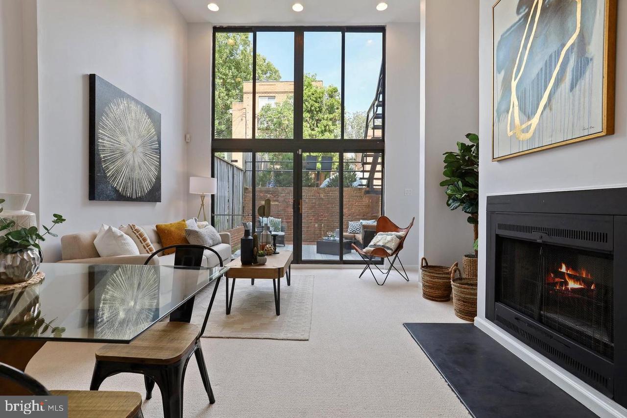FOGGY BOTTOM - Residential