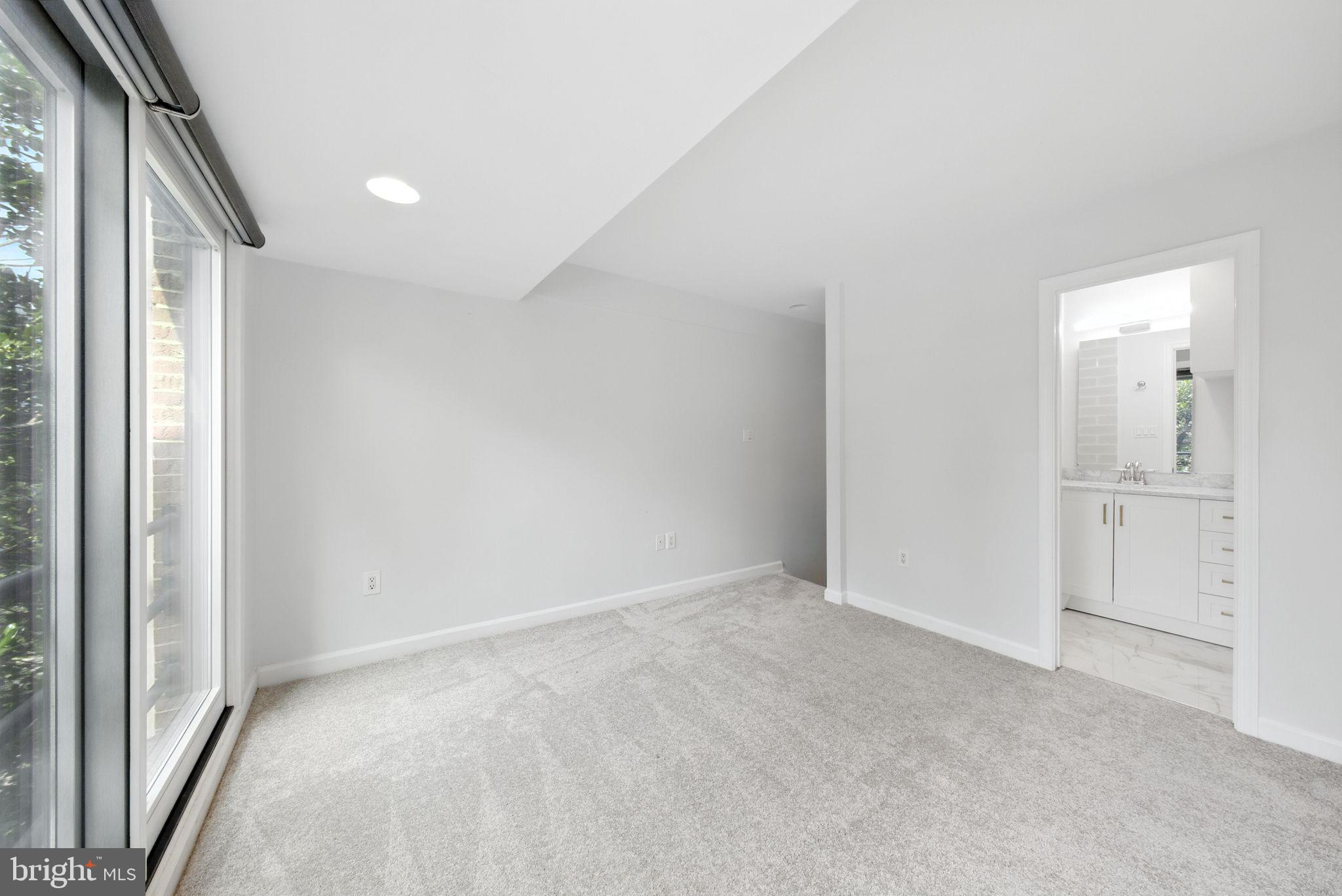 FOGGY BOTTOM - Residential