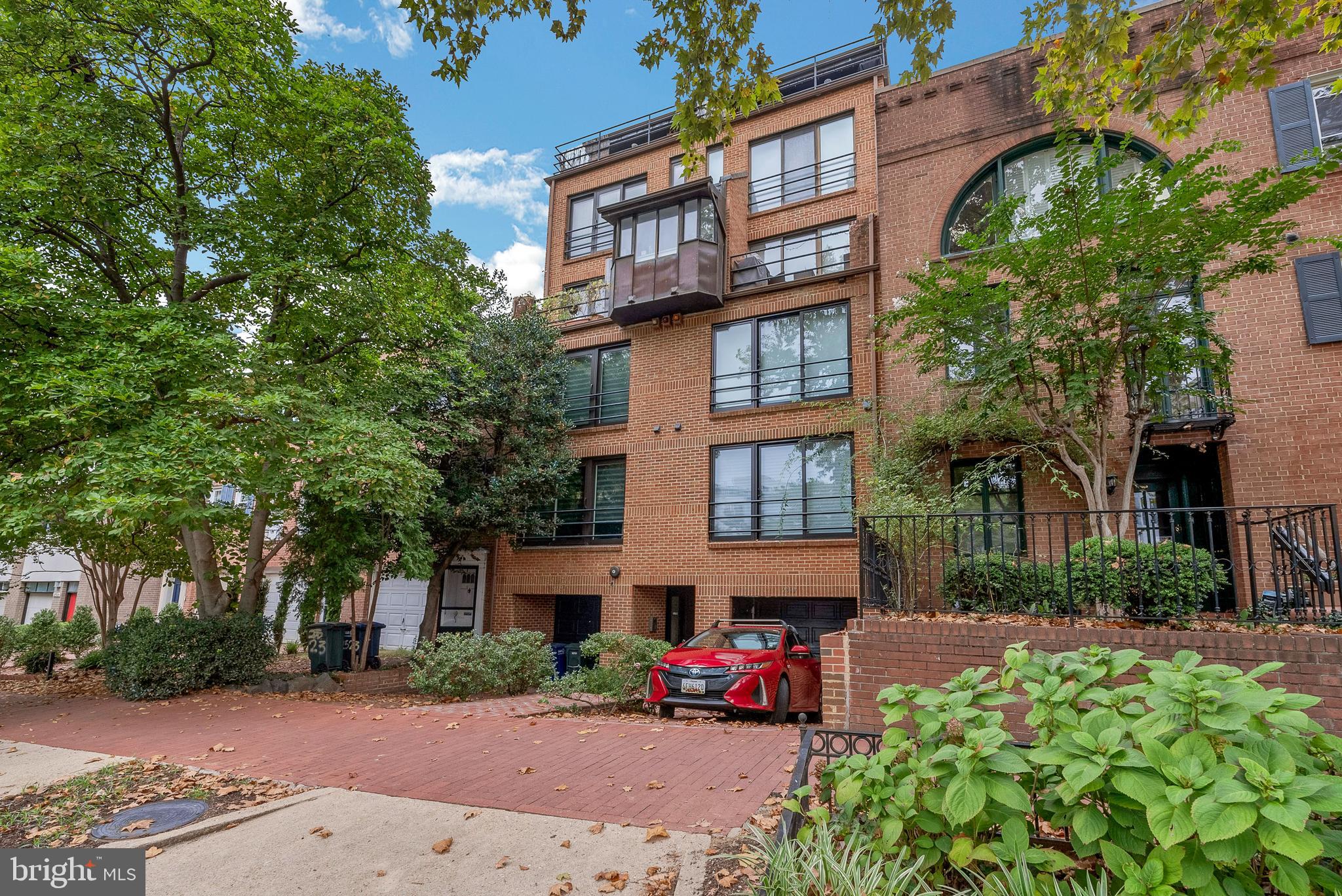 FOGGY BOTTOM - Residential