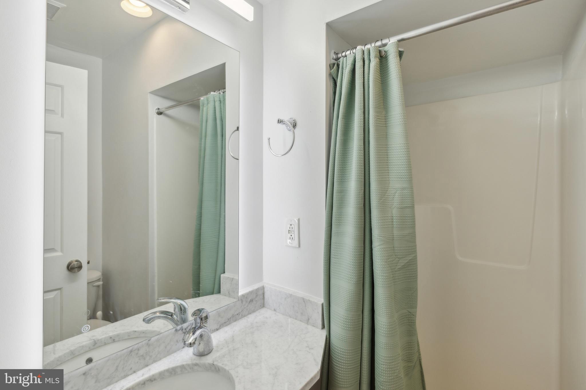 FOGGY BOTTOM - Residential