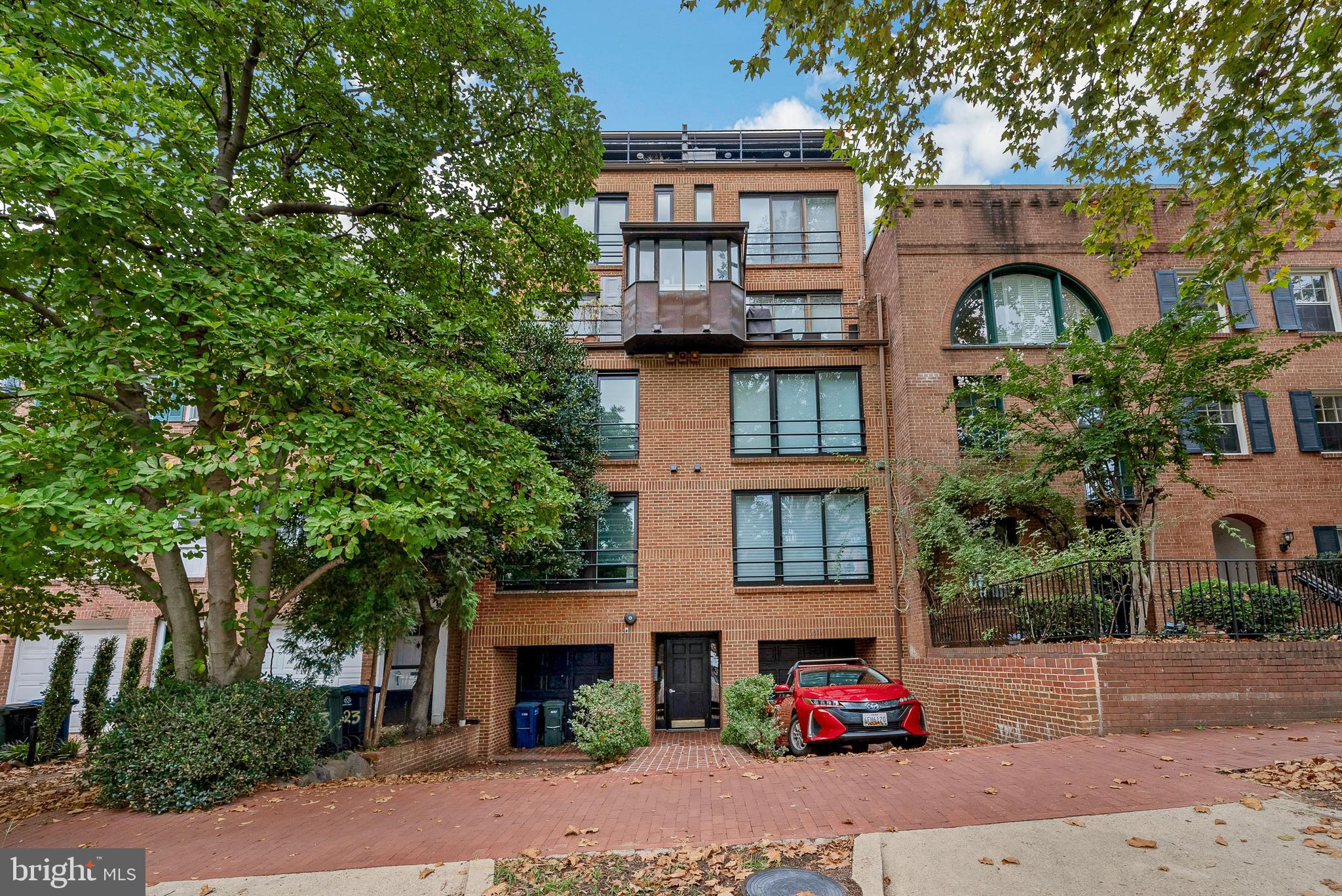 2519 I STREET NW 1