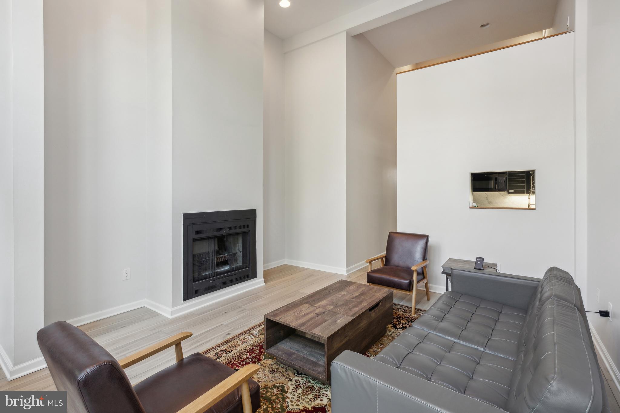 FOGGY BOTTOM - Residential
