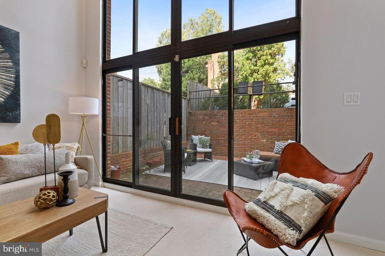 FOGGY BOTTOM - Residential