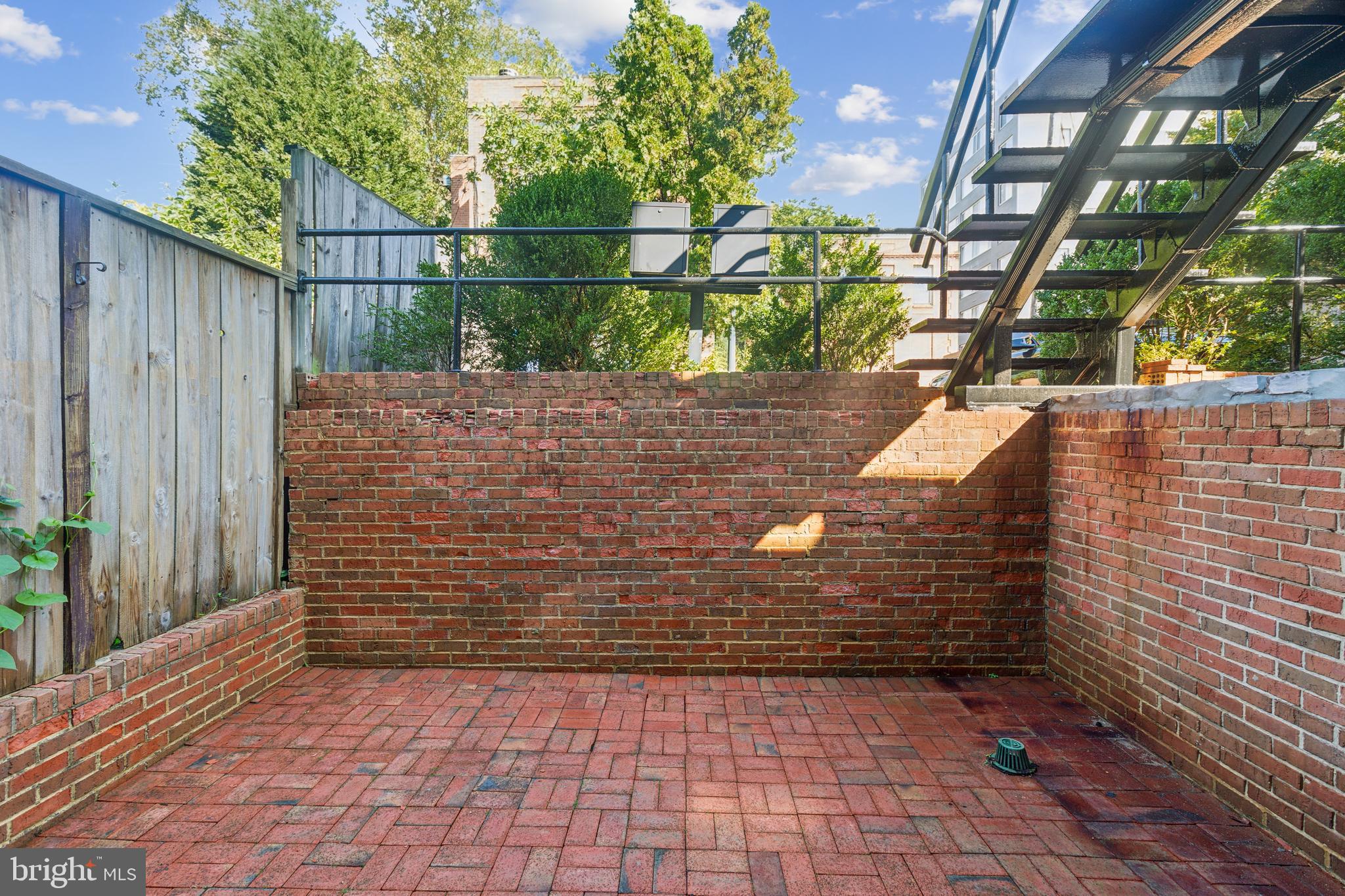 FOGGY BOTTOM - Residential