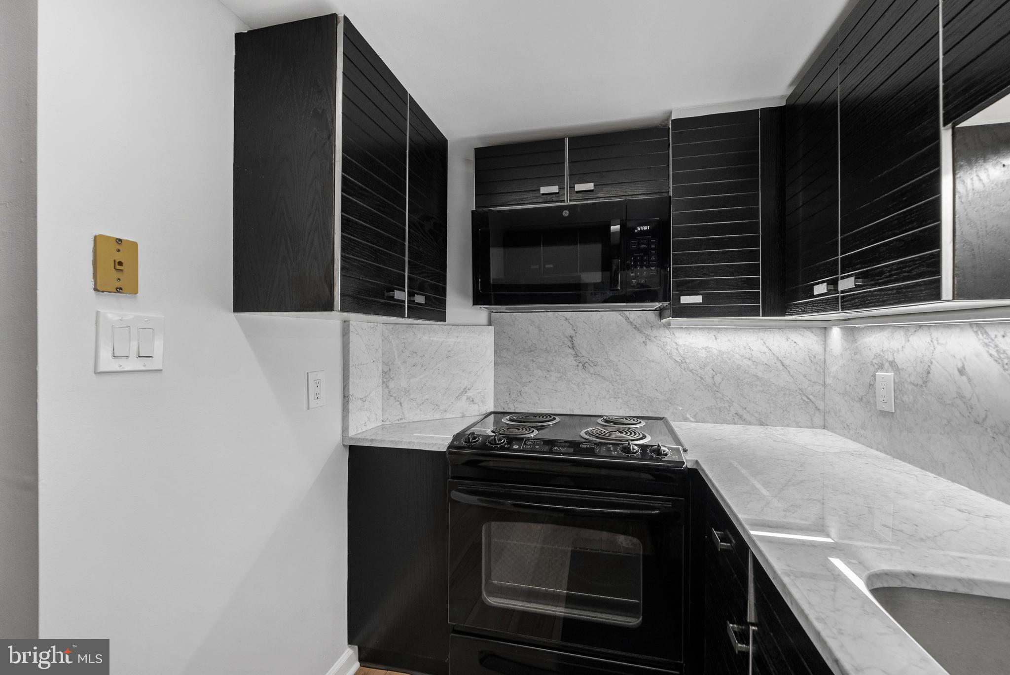 FOGGY BOTTOM - Residential