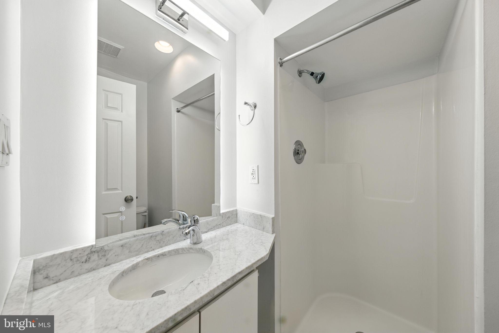 FOGGY BOTTOM - Residential