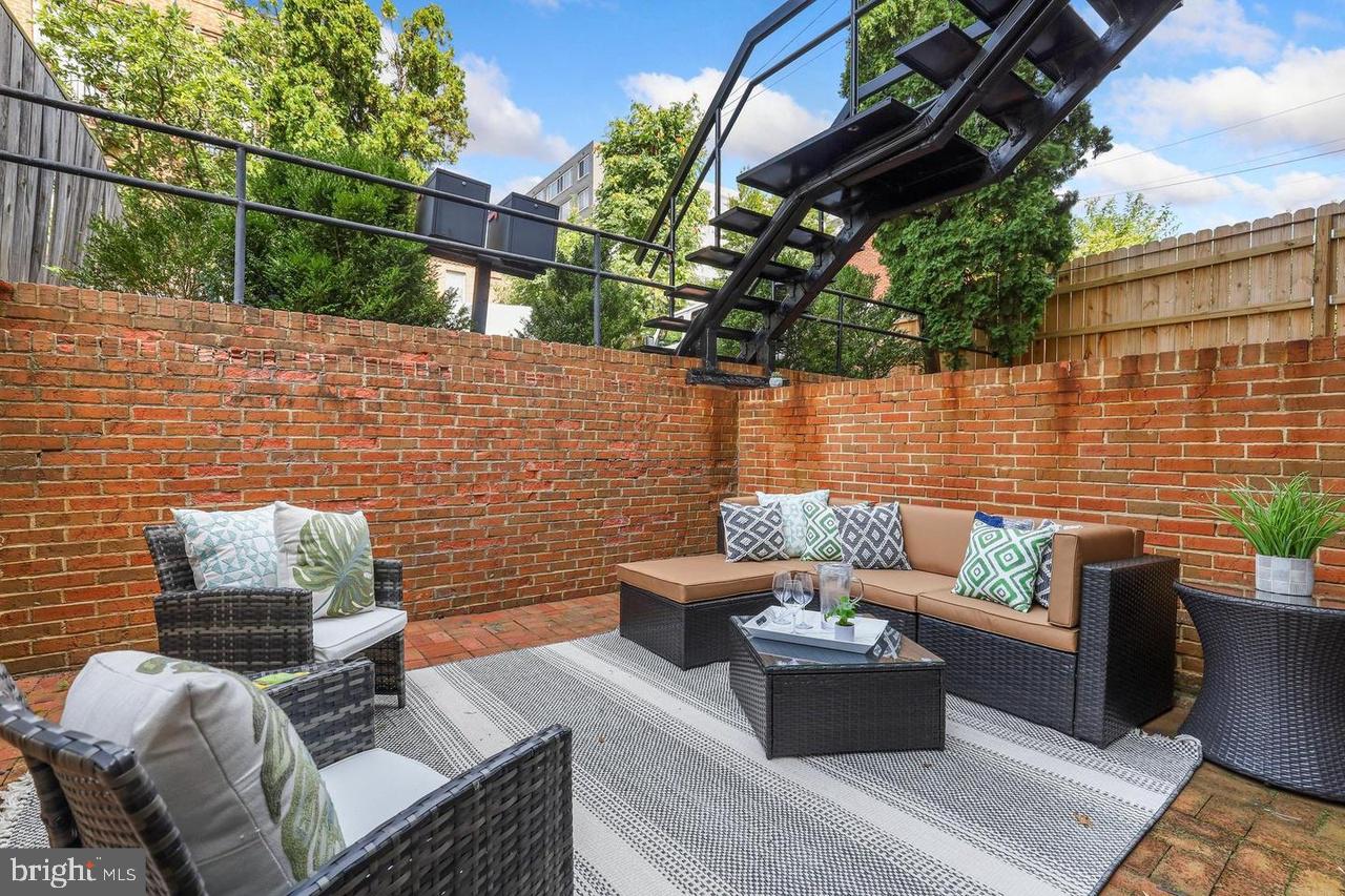 FOGGY BOTTOM - Residential