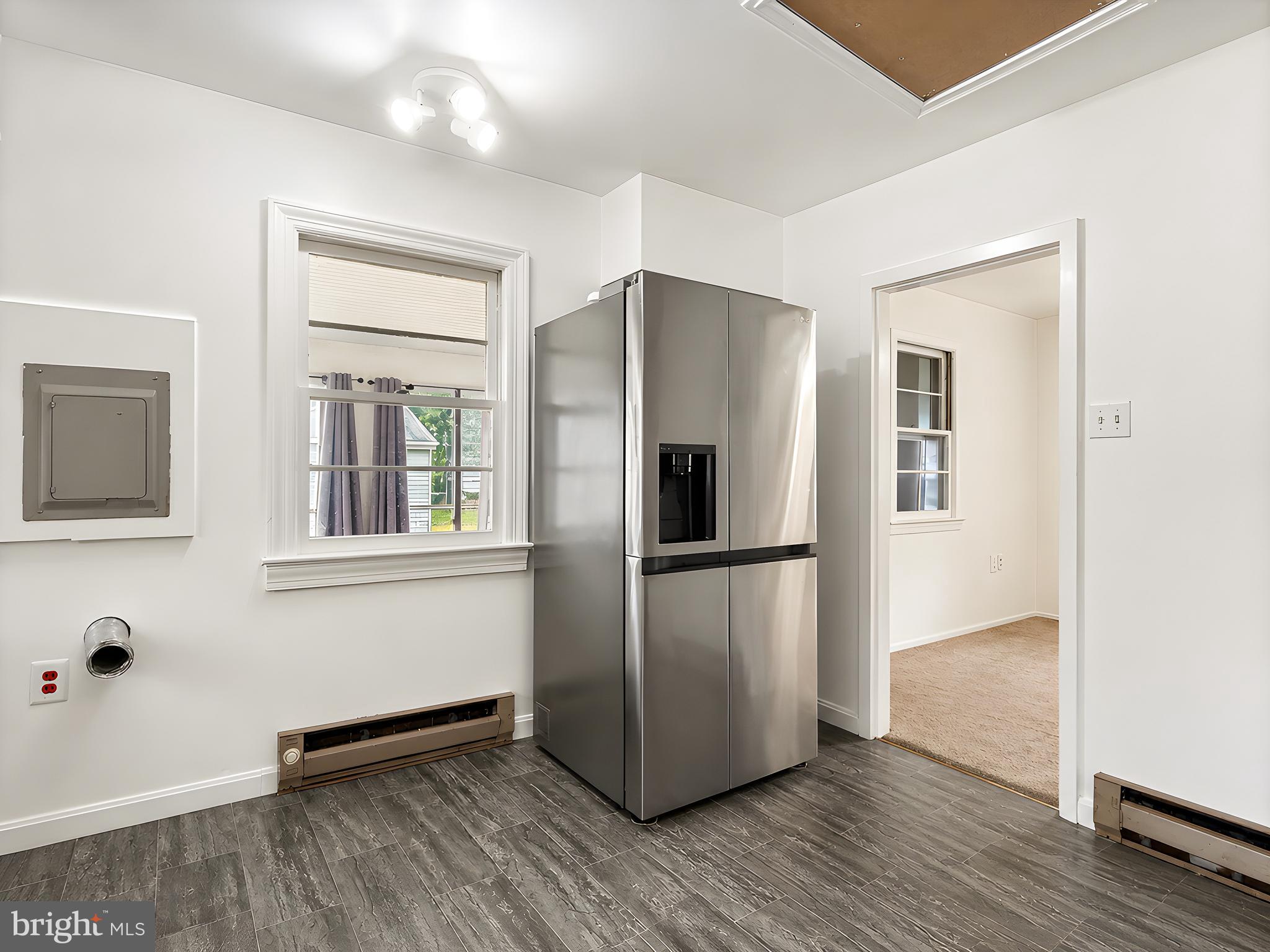 25 ELDER PLACE 25