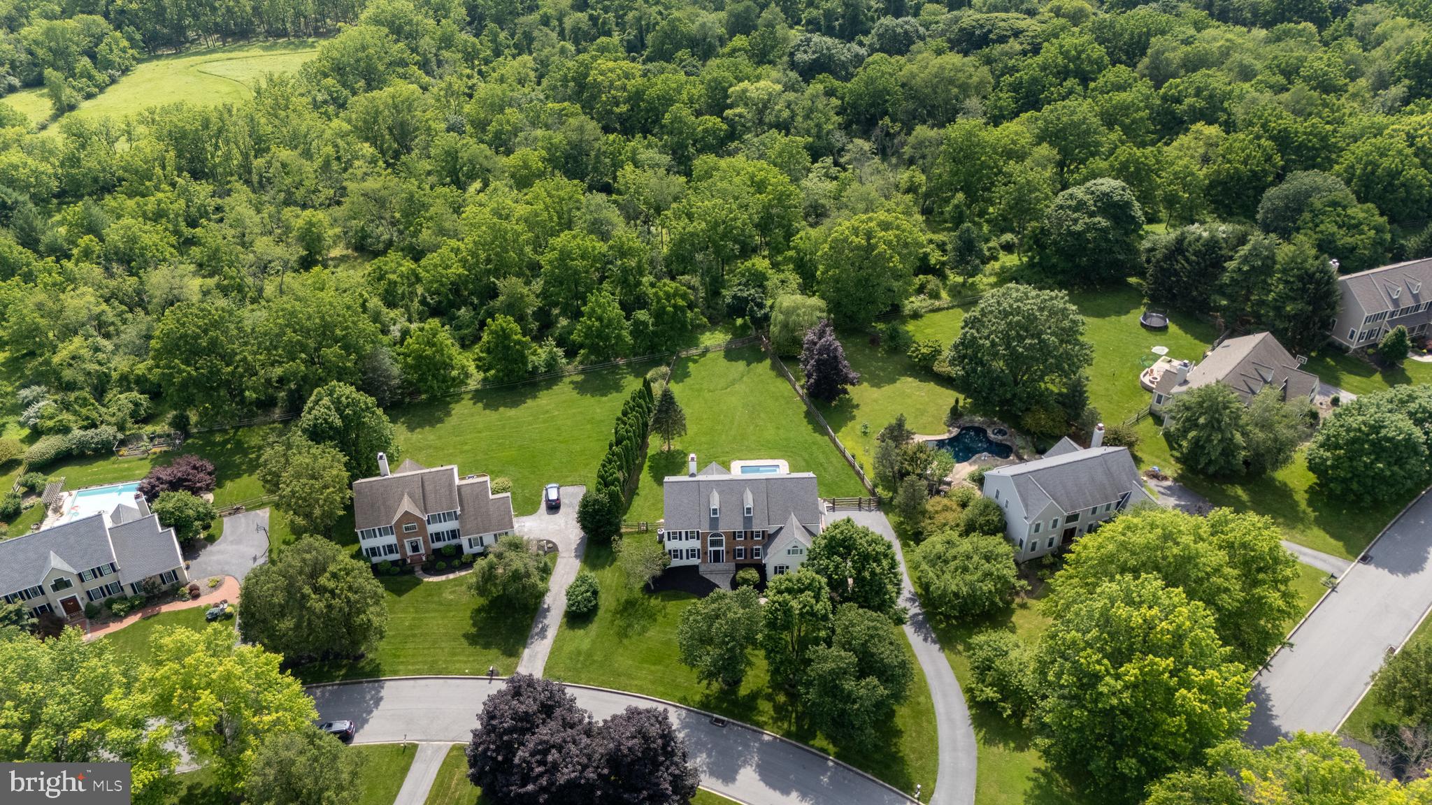 1315 SUMMERHILL DRIVE