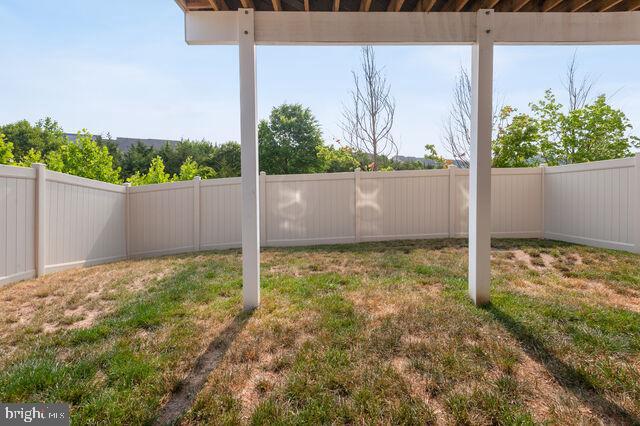 LOUDOUN VALLEY ESTATES - Residential Lease