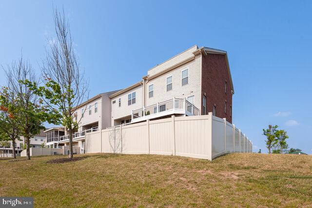 LOUDOUN VALLEY ESTATES - Residential Lease