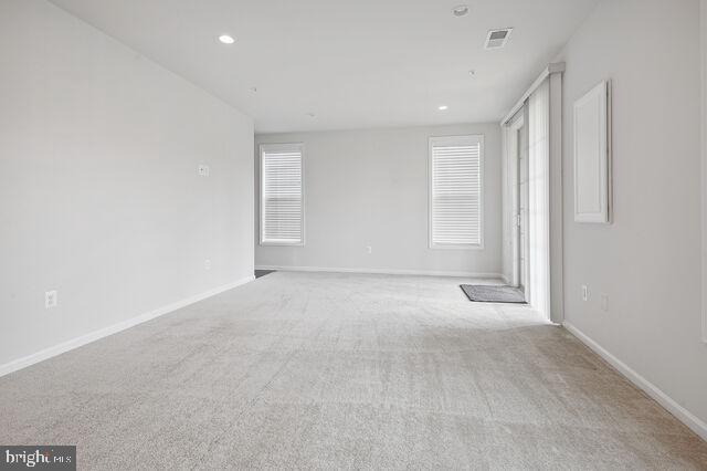 LOUDOUN VALLEY ESTATES - Residential Lease