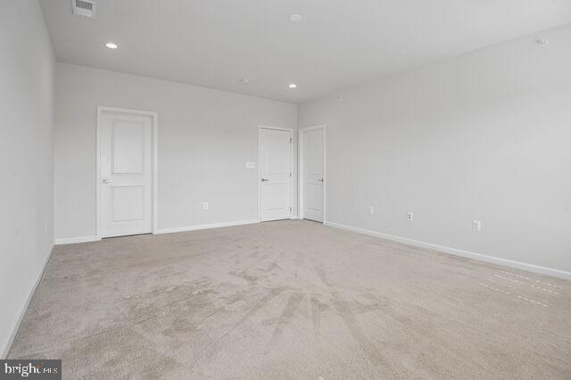 LOUDOUN VALLEY ESTATES - Residential Lease