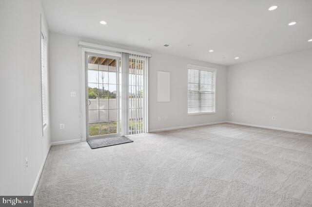 LOUDOUN VALLEY ESTATES - Residential Lease