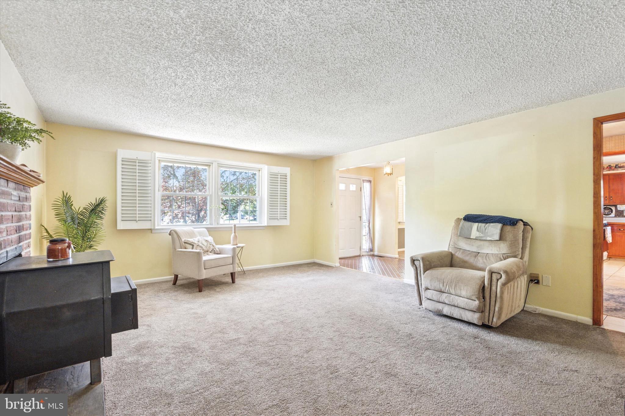 300 HAMPTON DRIVE