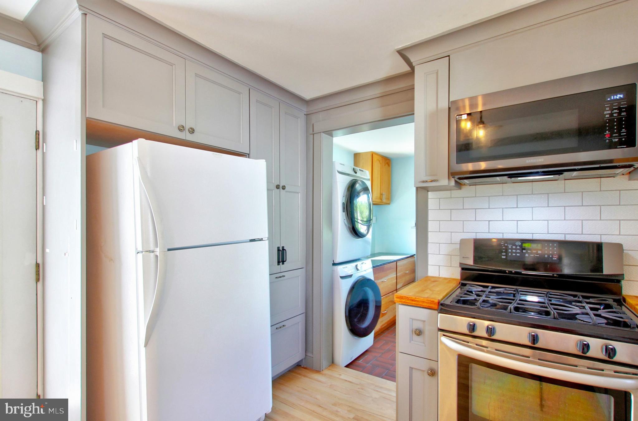 VEIRS MILL VILLAGE - Residential