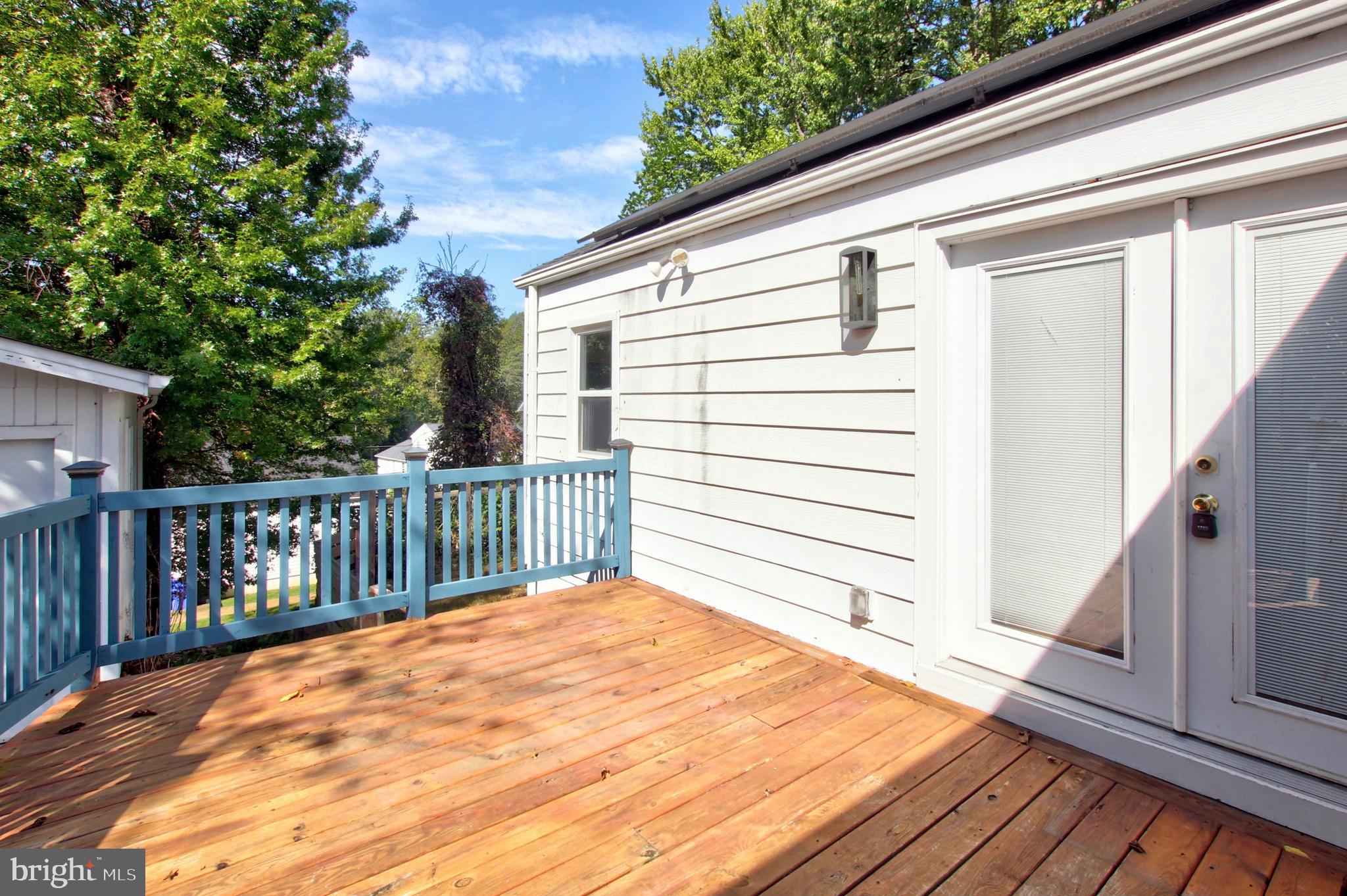 VEIRS MILL VILLAGE - Residential