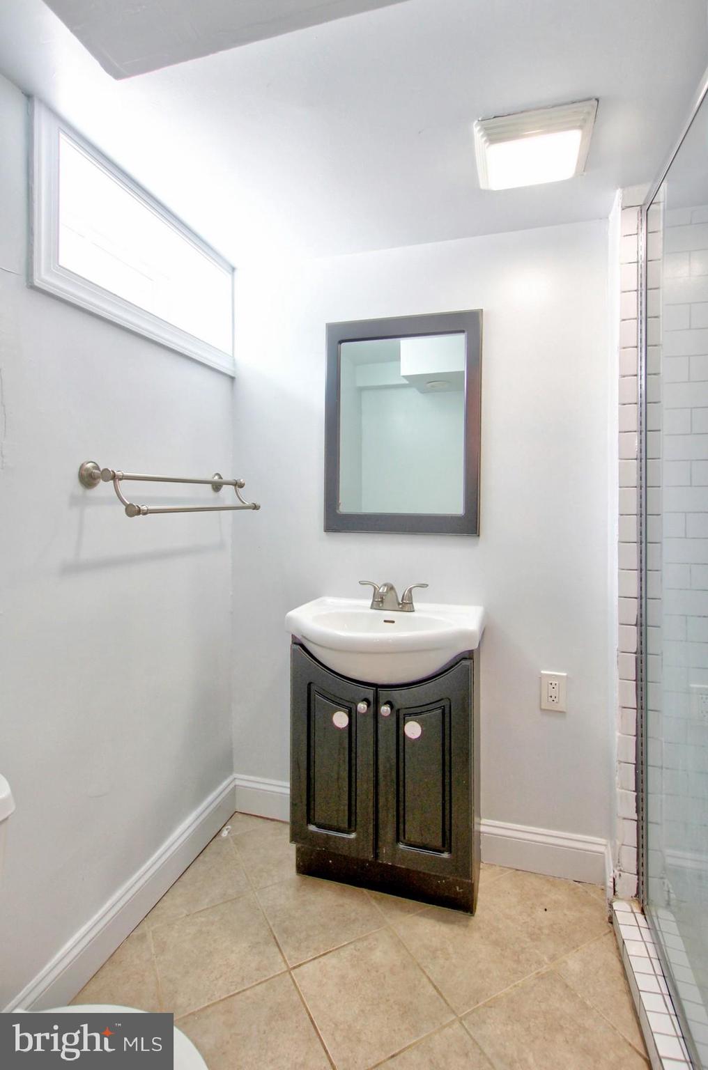 VEIRS MILL VILLAGE - Residential