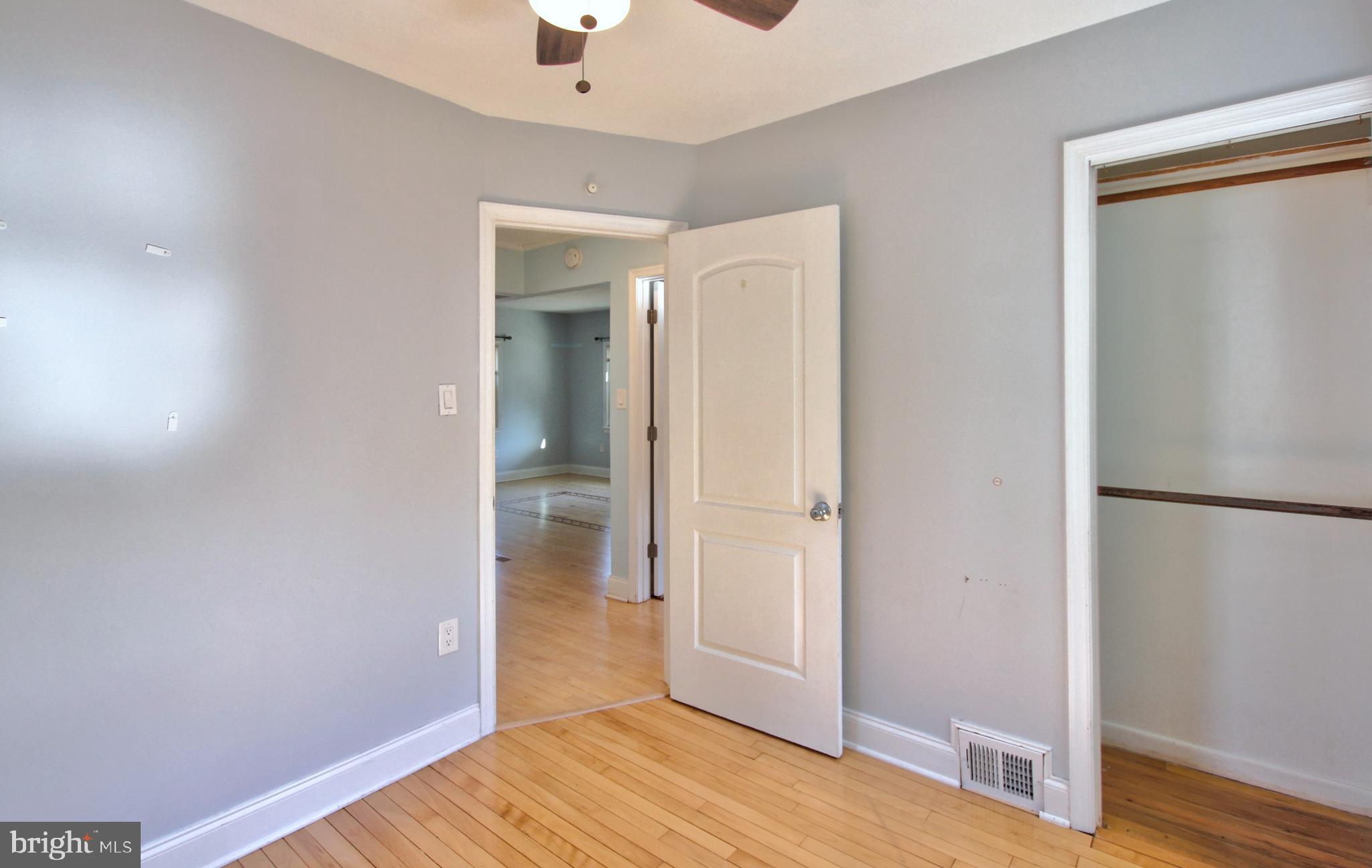 VEIRS MILL VILLAGE - Residential