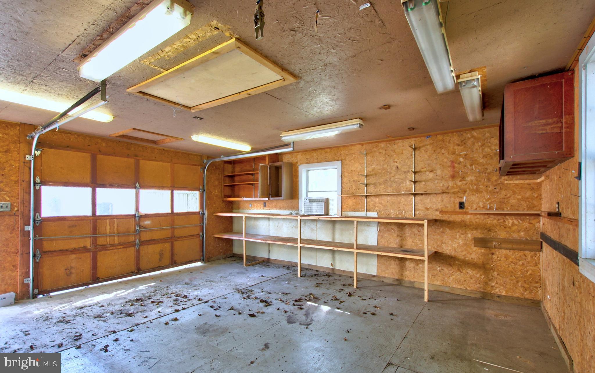 VEIRS MILL VILLAGE - Residential