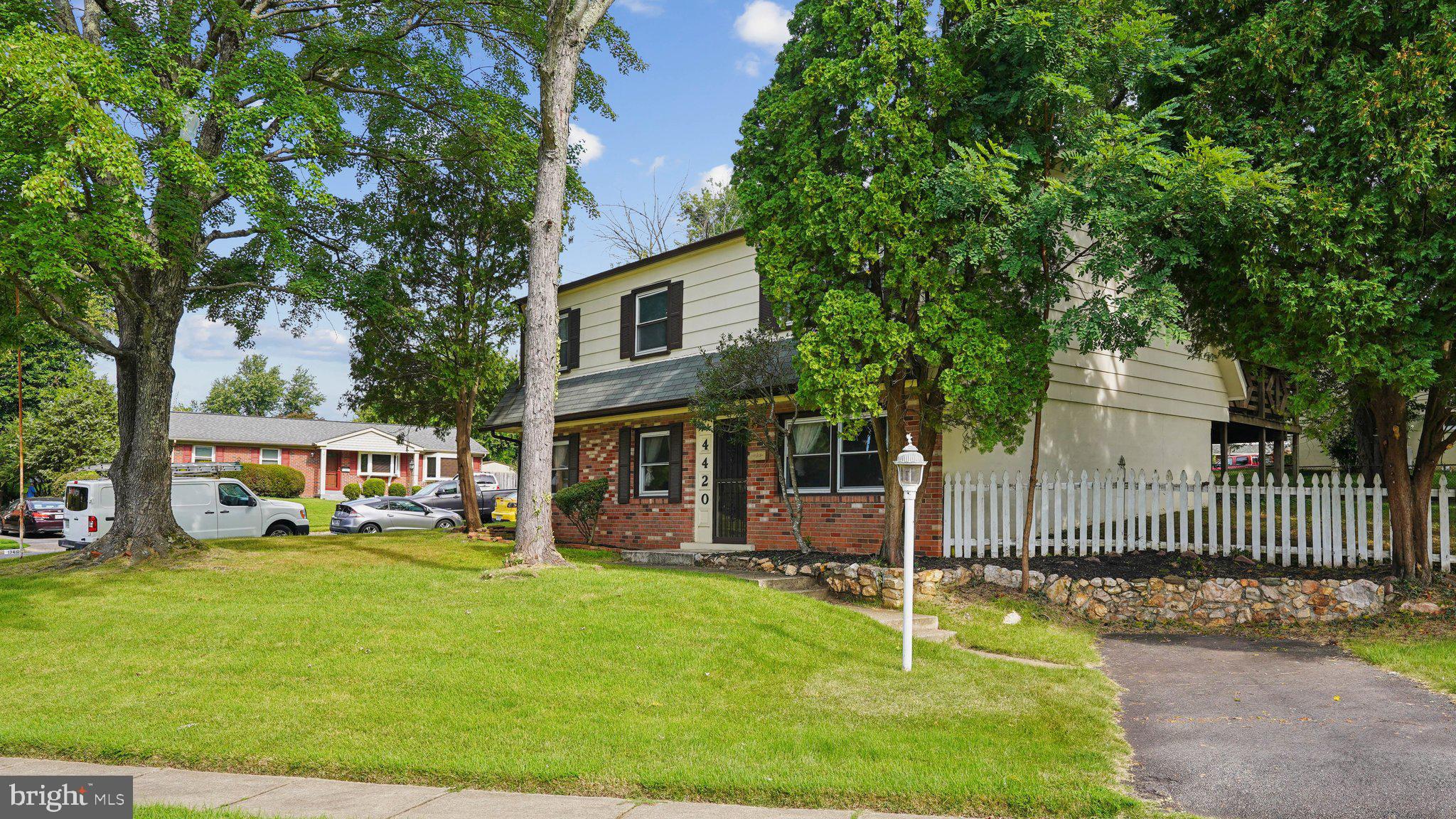 4420 HEMINGWAY DRIVE