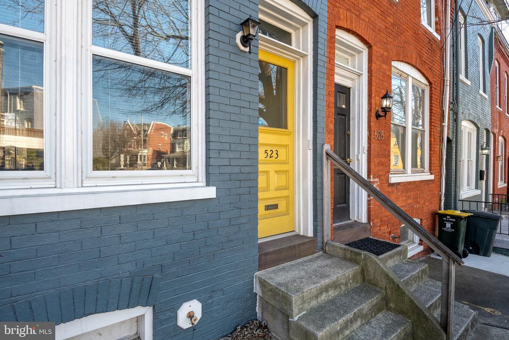 Photo of 523 CHURCH ST, LANCASTER, PA 17602 (MLS # PALA2030874)