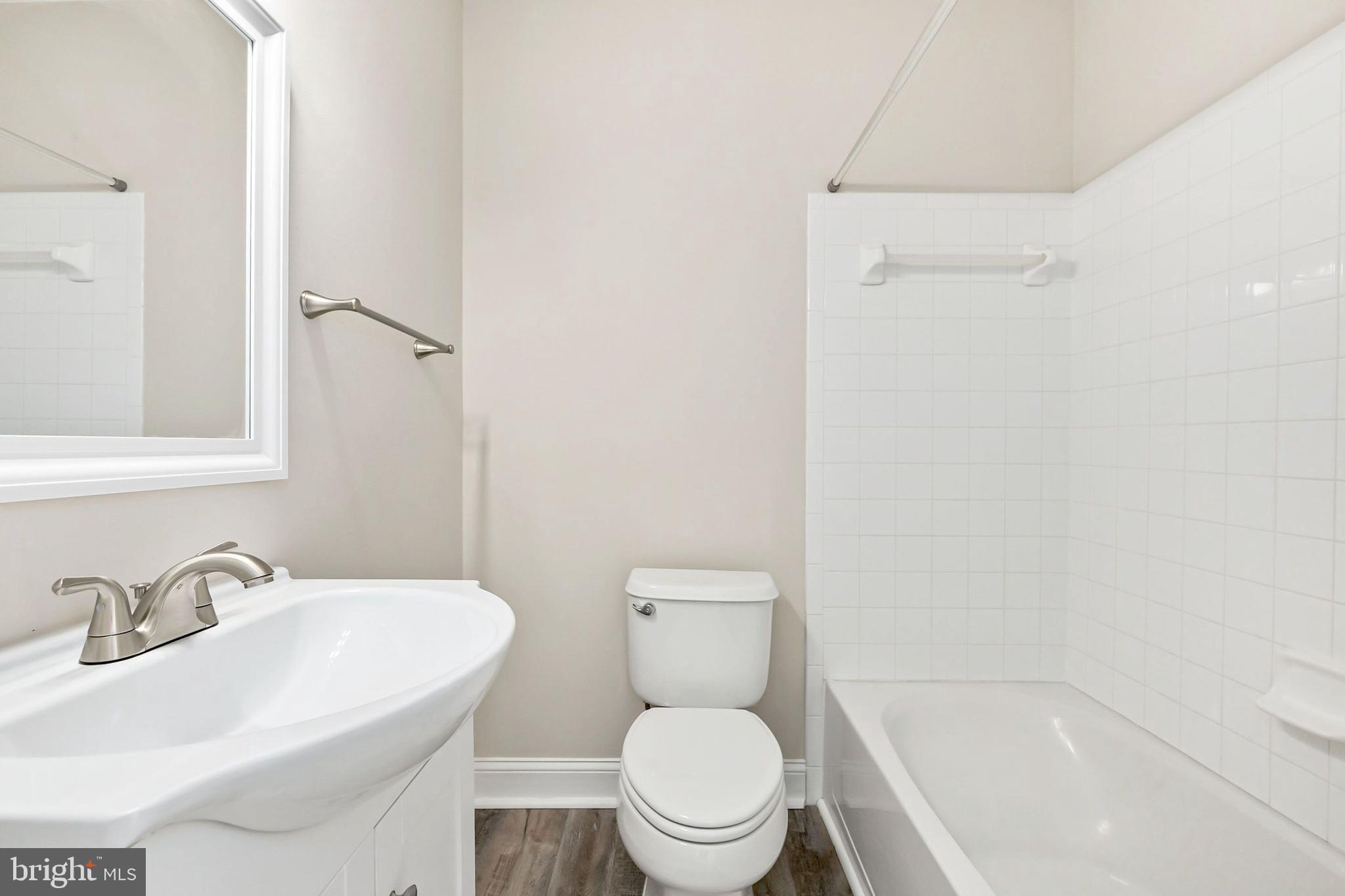 MAGRUDERS OVERLOOK - Residential