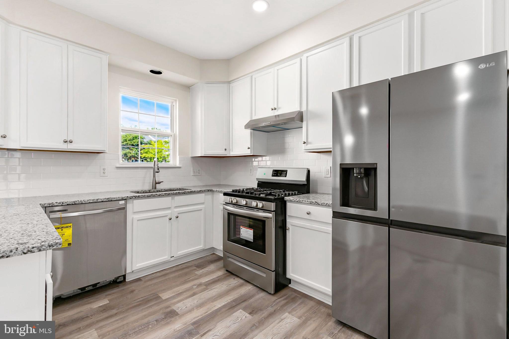 MAGRUDERS OVERLOOK - Residential