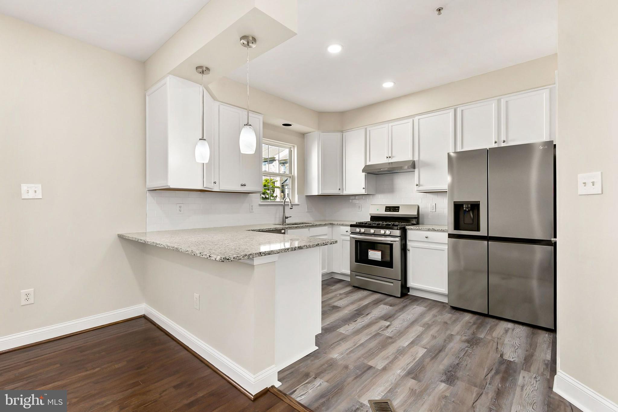 MAGRUDERS OVERLOOK - Residential