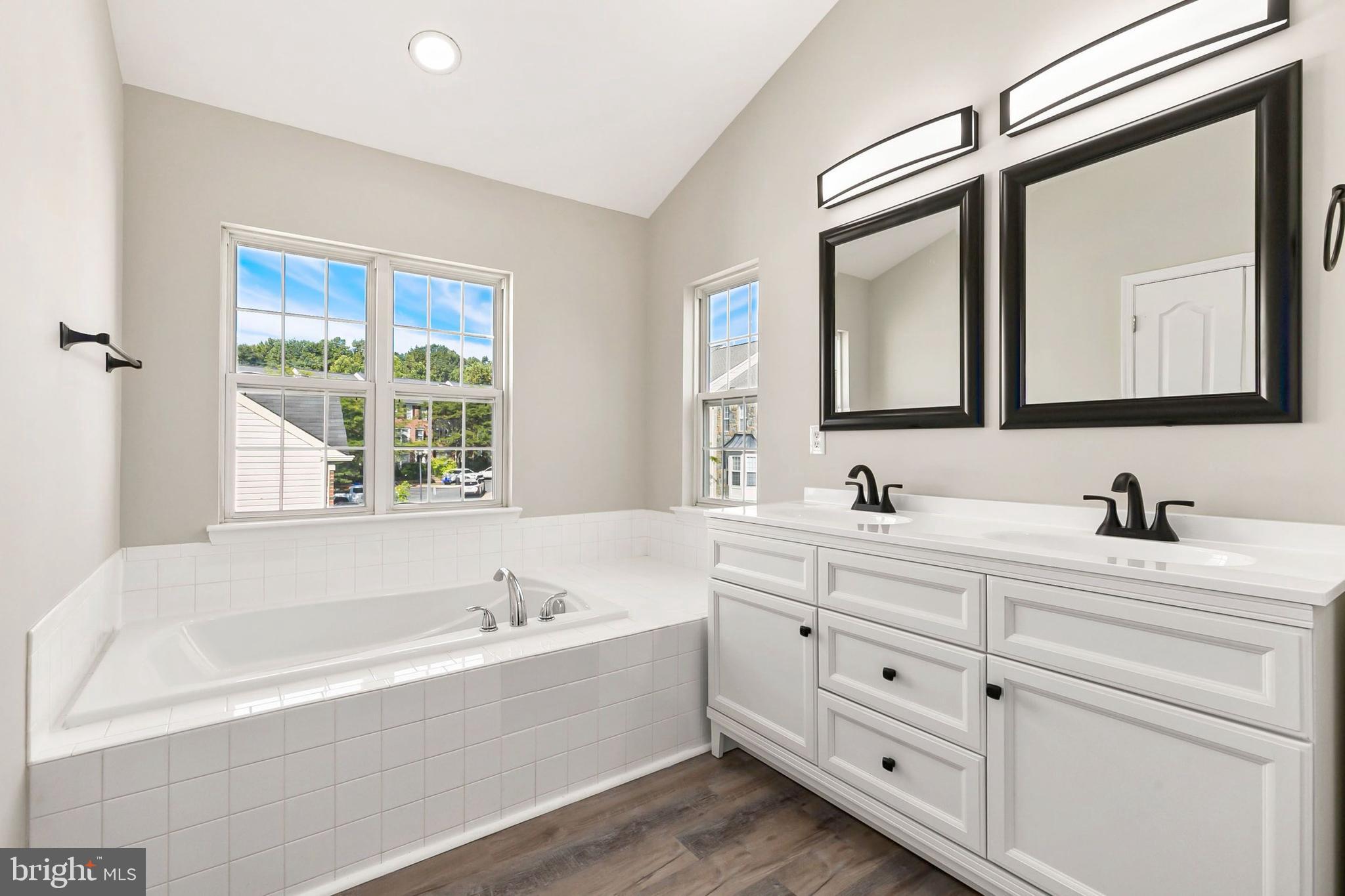 MAGRUDERS OVERLOOK - Residential