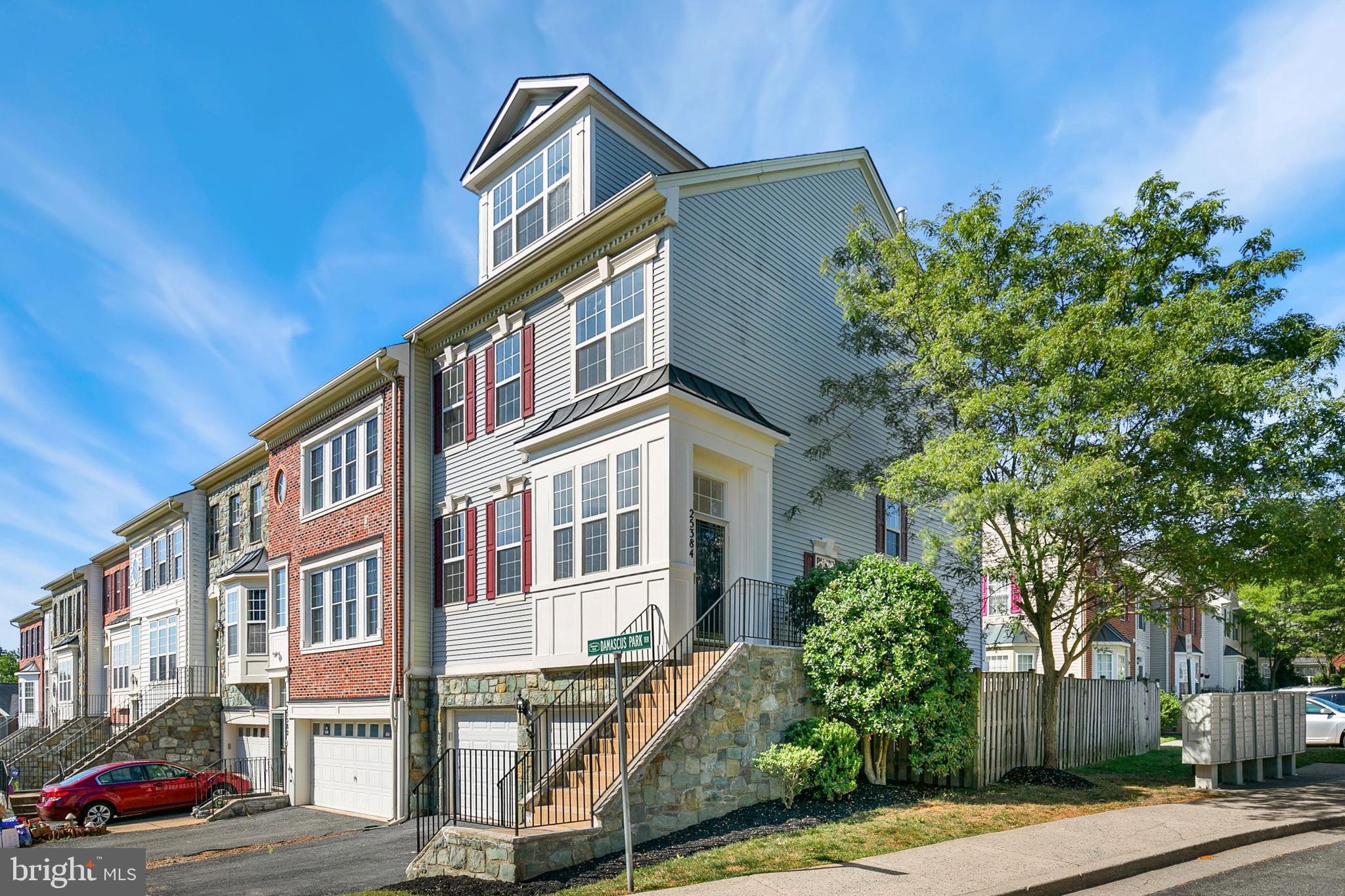 MAGRUDERS OVERLOOK - Residential