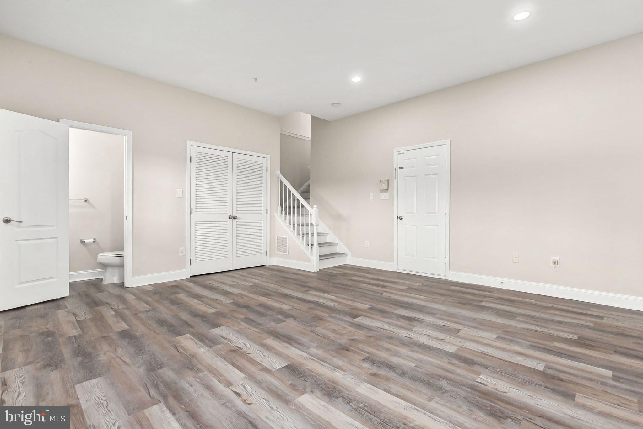 MAGRUDERS OVERLOOK - Residential