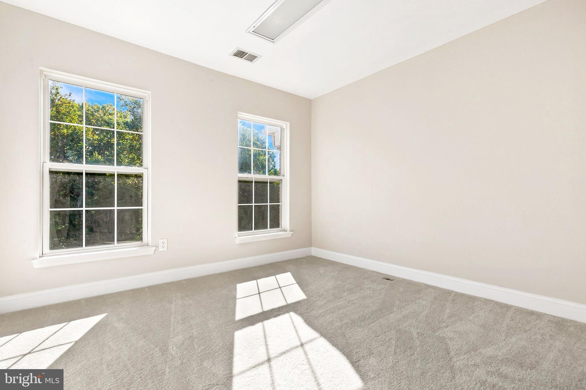 MAGRUDERS OVERLOOK - Residential