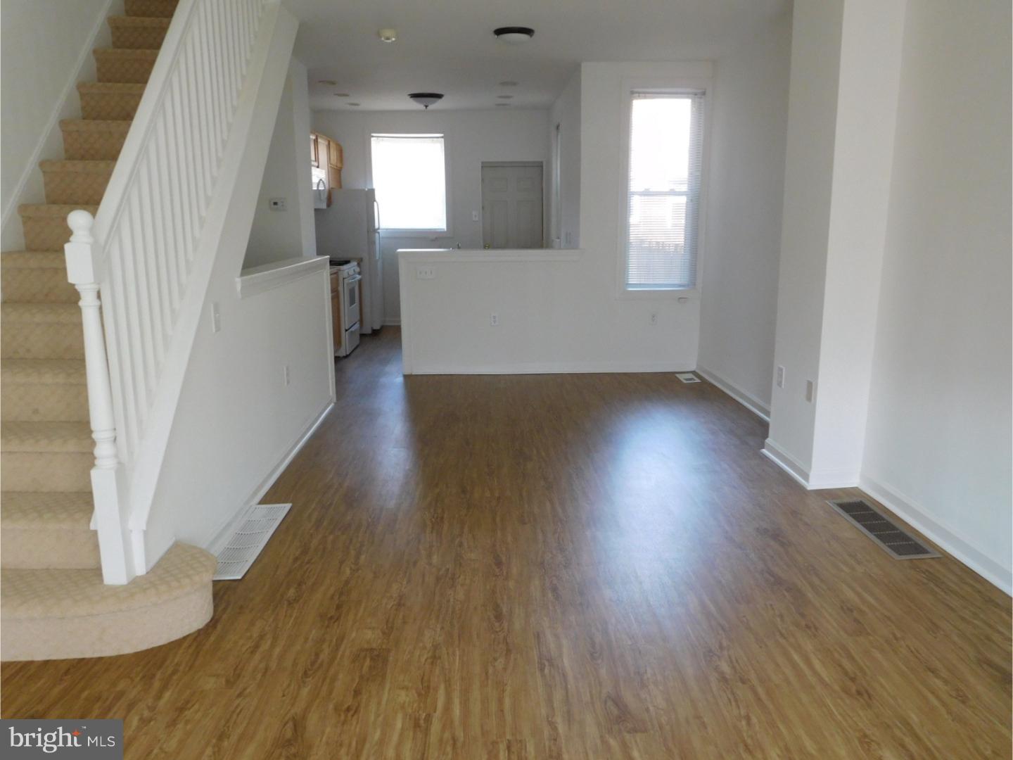 PORT RICHMOND - Residential