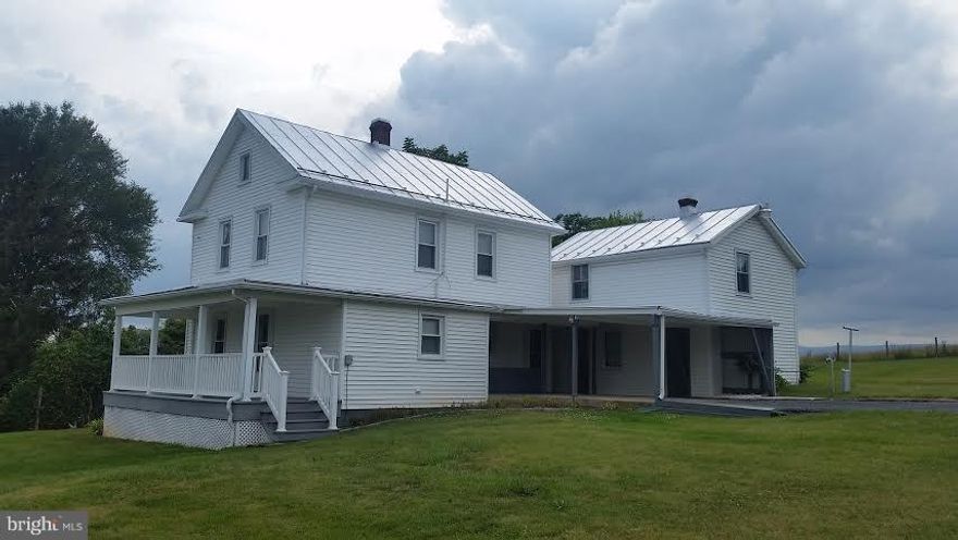 Beautiful, Very Clean Farmhome. 2 - 3 Bedrooms, 1 bath. Patio and porch with beautiful mountain views. Available upon credit check and receipt of first month rent plus 1 month for security deposit.