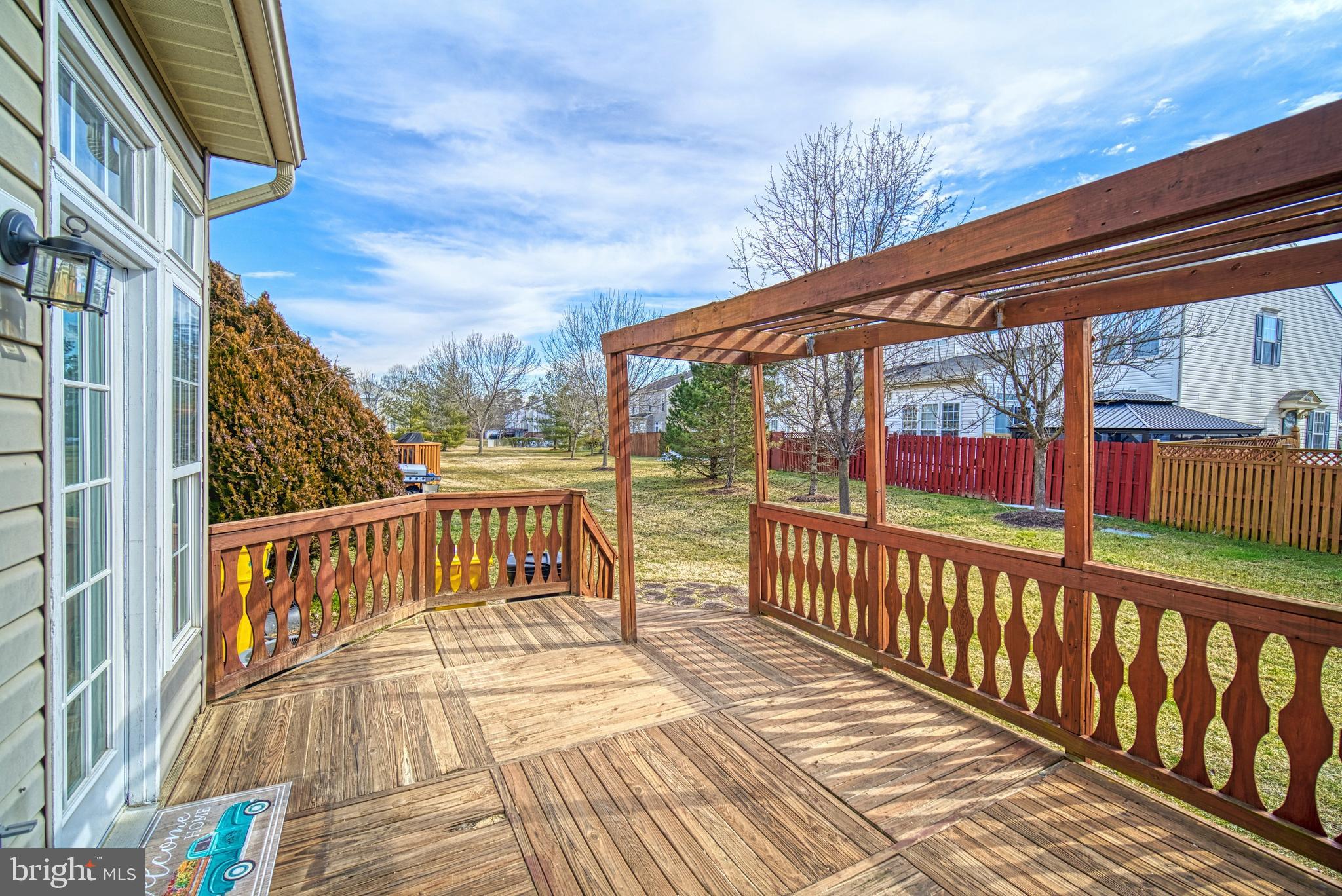 SEVEN OAKS - Residential