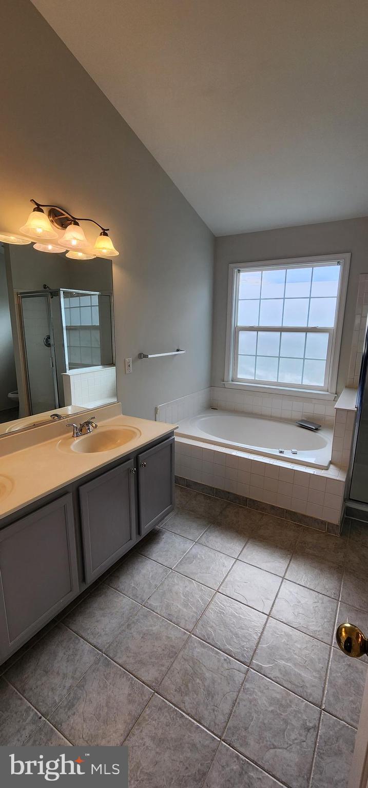 LOWES ISLAND - Residential Lease