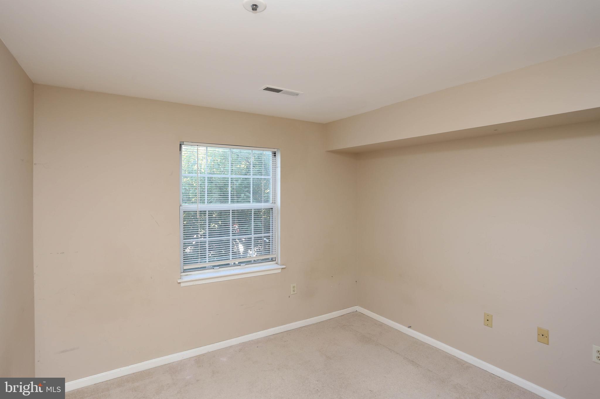 VILLAGE OF MONTGOMERY RUN - Residential