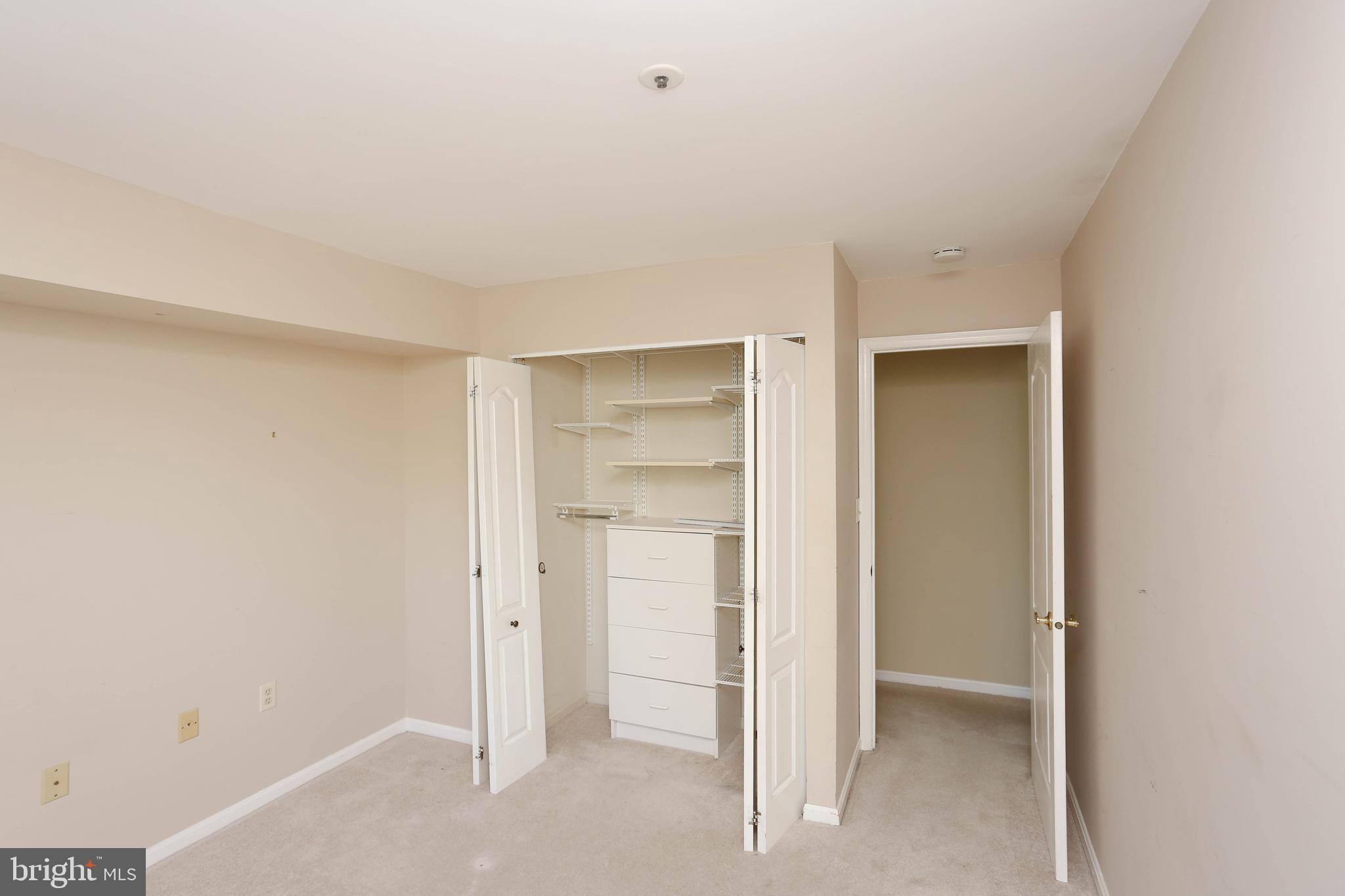 VILLAGE OF MONTGOMERY RUN - Residential