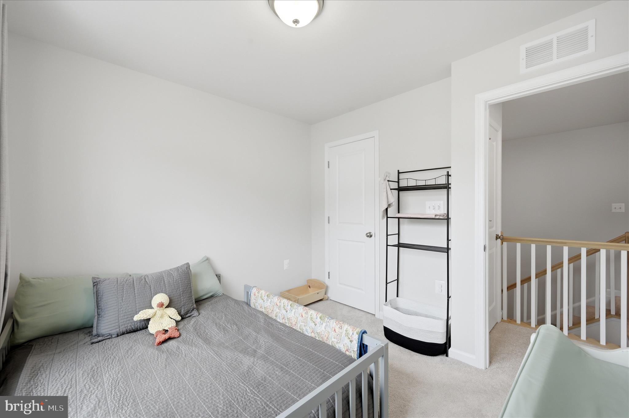 PRESIDENTS POINTE - Residential